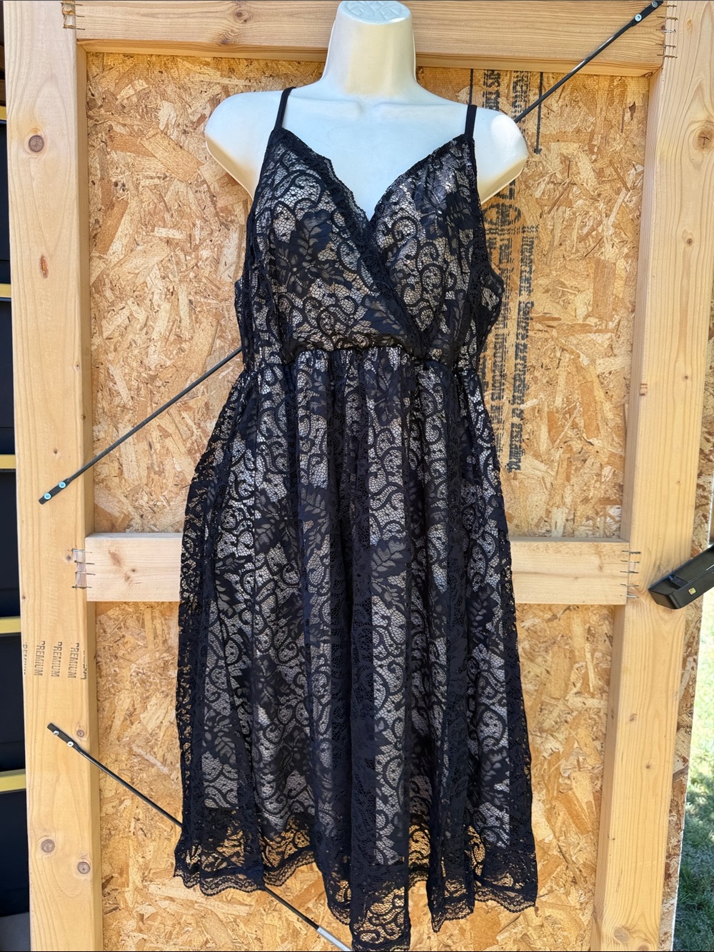 Black Lace Midi Dress with V-Neck and Spaghetti Straps
